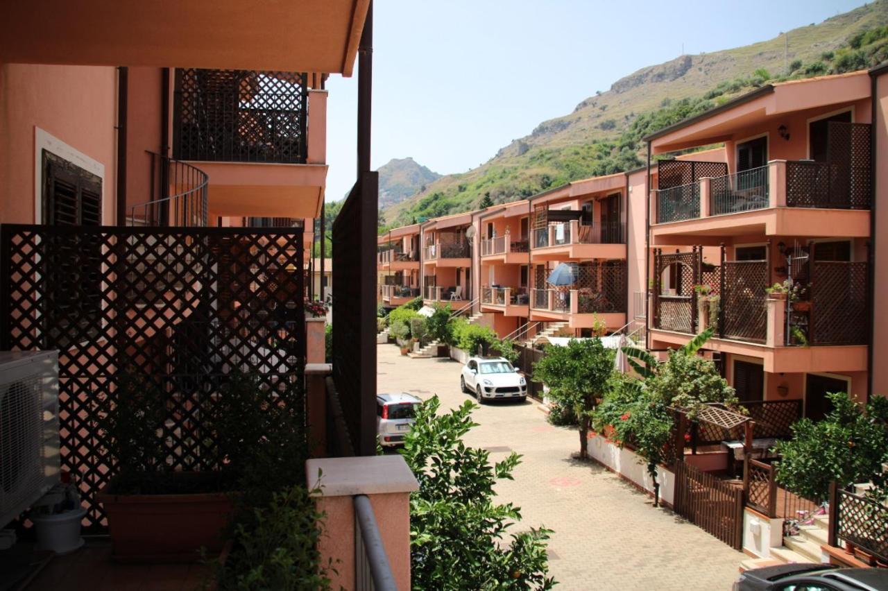 Poseidone Sea Apartment Taormina 마제오 외부 사진