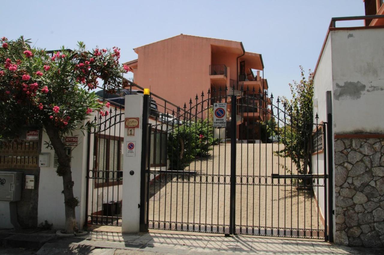 Poseidone Sea Apartment Taormina 마제오 외부 사진